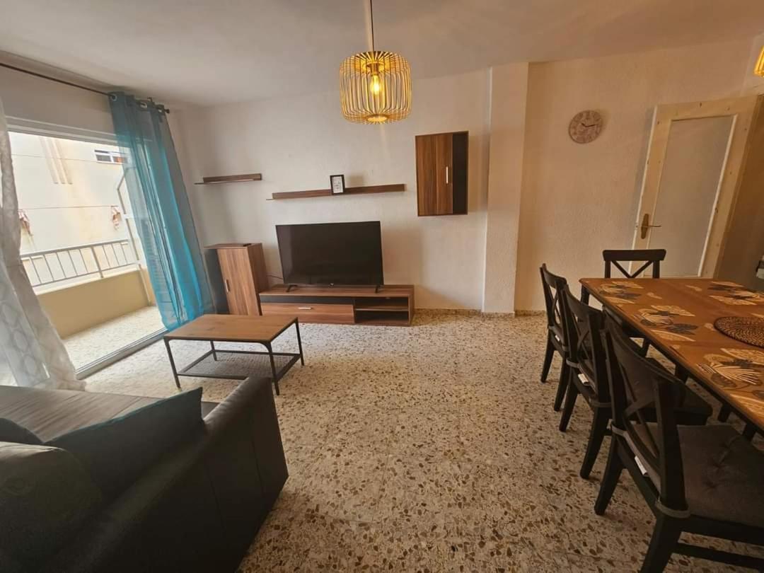 Terezia Apartamento Torrevieja Bagian luar foto
